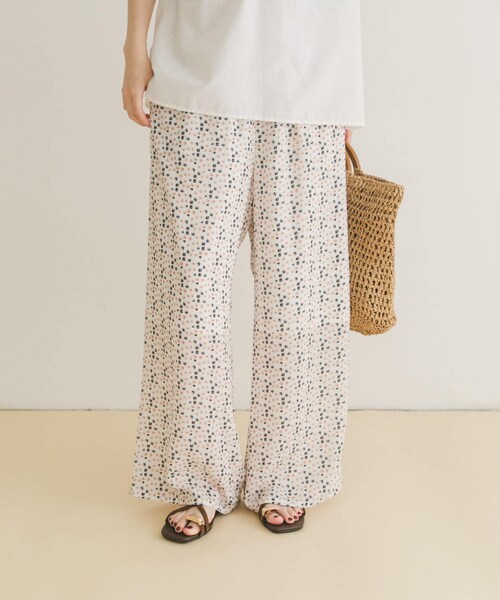 ITEMS URBANRESEARCH(アイテムズ アーバンリサーチ)の「ガライージーワイドパンツ(その他パンツ・レディース・NVY/MNT/WHT・FREE)」の18枚目の写真