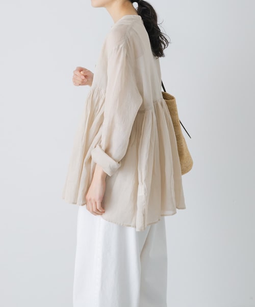かぐれ（カグレ）の「ラミーギャザーブラウス（シャツ/ブラウス・レディース・BLACK/L.BEIGE・Free）」の2枚目の写真