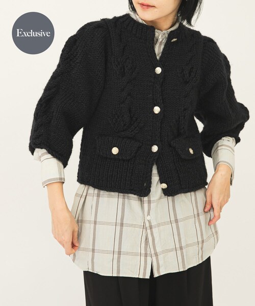 URBAN RESEARCH DOORS（アーバンリサーチドアーズ）の「『別注』KHWOPA×DOORS　ニットカーディガン（カーディガン/ボレロ・レディース・GRAY/NAVY・one）」の2枚目の写真