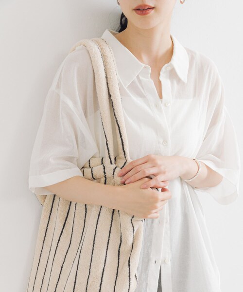 URBAN RESEARCH（アーバンリサーチ）の「コットンカラミシアーオーバーシャツ（シャツ/ブラウス・レディース・BLACK/OFF・FREE）」の4枚目の写真