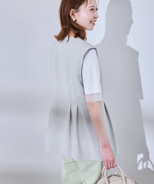 ROPE' PICNIC(ロペピクニック)の「【UV対応】【リネンライク・シリーズ】ペプラムジレベスト/通勤・セットアップ対応(ベスト・レディース・グレー/グレー系/ダークブラウン/ネイビー・38)」の16枚目の写真