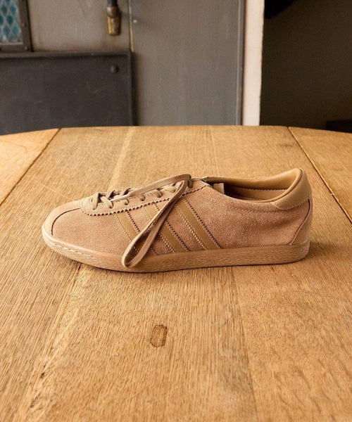 ADAM ET ROPE'（アダムエロペ）の「【adidas/アディダス】TOBACCO（スニーカー・メンズ・キャメル・26.0/27.0/28.0/29.0）」の6枚目の写真