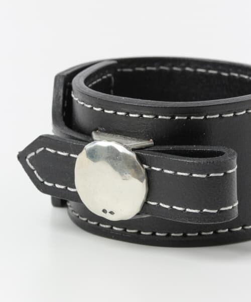 URBAN RESEARCH Sonny Label（アーバンリサーチサニーレーベル）の「on the sunny side　African Concho Bracelet（ブレスレット・メンズ・Natural/Black・one）」の8枚目の写真