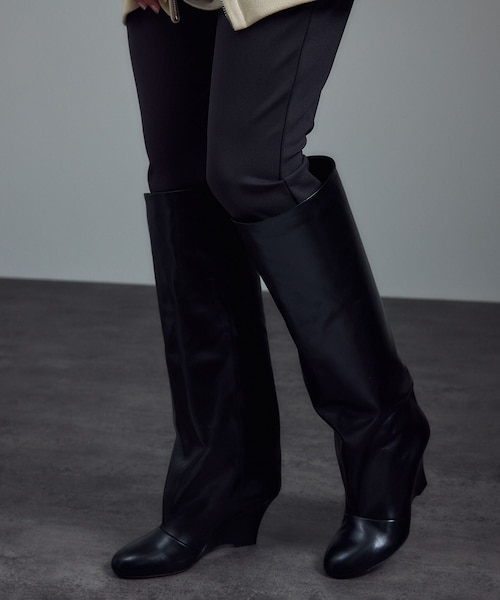 ADAM ET ROPE'（アダムエロペ）の「【J'aDoRe限定】【BRENTELLA（ブレンテッラ）】LATHYLAN / ウェッジロングブーツ（ブーツ・レディース・ブラック・35.5/36.5/37.5/38.5）」の22枚目の写真