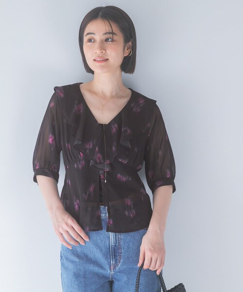 URBAN RESEARCH ROSSO（アーバンリサーチロッソ）の「ダークプリントフリルブラウス（シャツ/ブラウス・レディース・BROWN/BLACK・Free）」の7枚目の写真