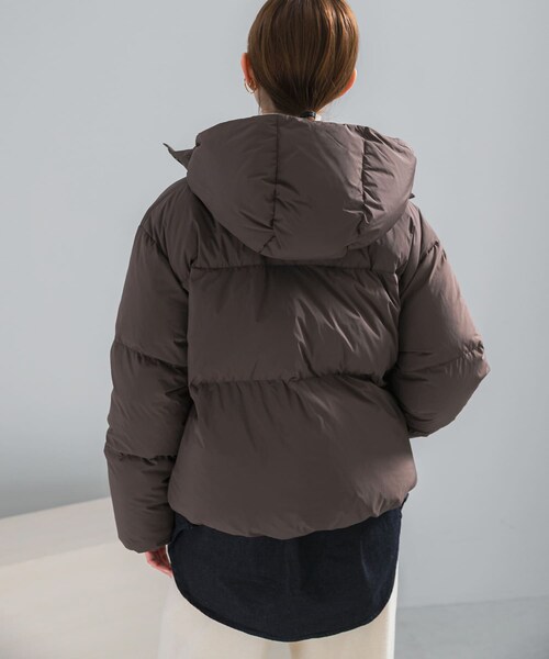 URBAN RESEARCH ROSSO（アーバンリサーチロッソ）の「FRENCH DOWNショートダウンコート（その他アウター・レディース・L/BEIGE/BROWN/BLACK・36/38）」の22枚目の写真