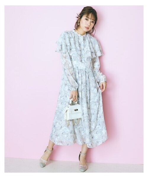 nissen（ニッセン）の「大きいサイズ リコリス柄ワンピース marun（ワンピース・レディース・グレー系/パープル系・L/LL/3L/4L/5L/6L/8L/10L）」の8枚目の写真