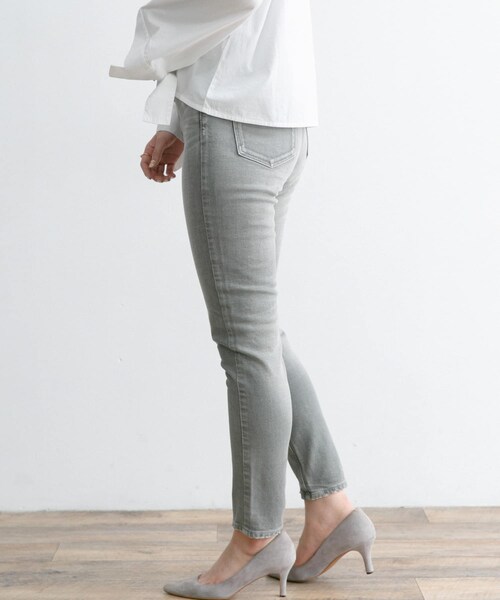 URBAN RESEARCH ROSSO（アーバンリサーチロッソ）の「upper hights　THE H-RISE STELLA（デニムパンツ・レディース・GRISVERT・22/23/24/25）」の4枚目の写真