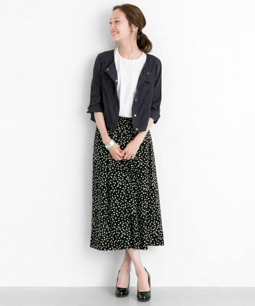 URBAN RESEARCH（アーバンリサーチ）の「リネンレーヨンシャツジャケット（ノーカラージャケット・レディース・WHT/NVY・FREE）」の7枚目の写真