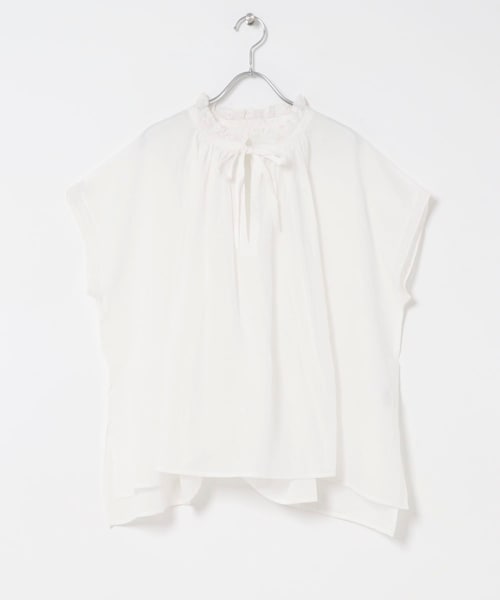 かぐれ(カグレ)の「SOIL COTTON VOILE GATHERED SHIRTS(シャツ/ブラウス・レディース・WHT/CCR・1)」の1枚目の写真