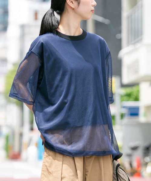 EKAL(エカル)の「『UR TECH ひやサラクール』メッシュレイヤードT-SHIRTS(Tシャツ/カットソー・レディース・ホワイト/グレー/ネイビー/レンガー・One)」の3枚目の写真