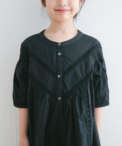 URBAN RESEARCH DOORS(アーバンリサーチドアーズ)の「ハシゴレースワンピース(KIDS)(ワンピース・キッズ・BLUE/OFF.BEIGE/BLACK・105/120/135)」の19枚目の写真
