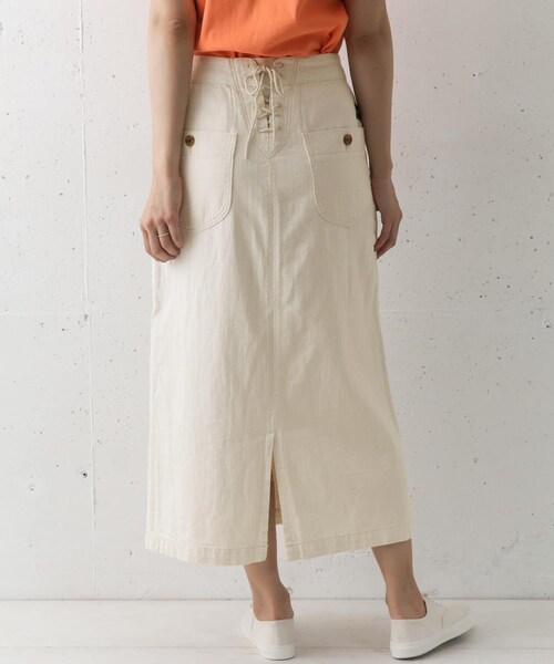 URBAN RESEARCH DOORS（アーバンリサーチドアーズ）の「DOORS×Lee　別注マリンロングスカート∴（デニムスカート・レディース・生成り/OW・S/M）」の3枚目の写真