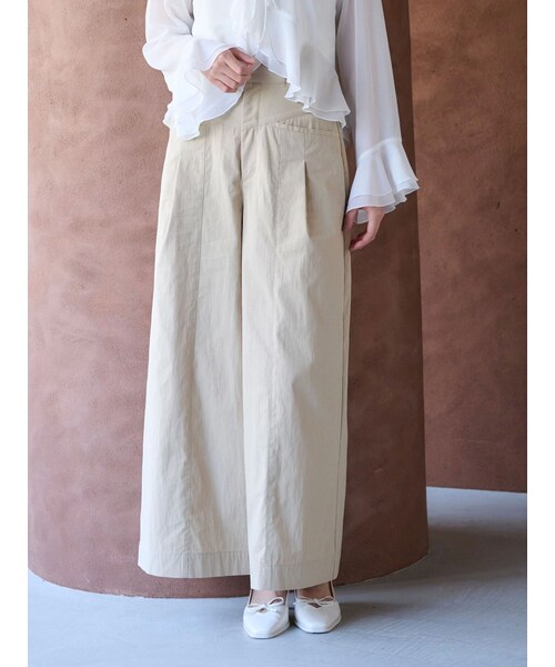 MERCURYDUO（マーキュリーデュオ）の「チノハイウエストタックワイドパンツ（チノパンツ・レディース・ベージュ・S/M）」の6枚目の写真