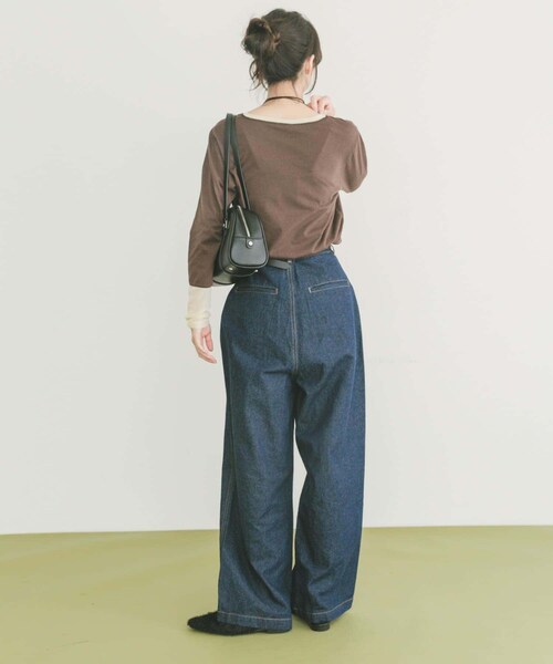 ITEMS URBANRESEARCH（アイテムズ アーバンリサーチ）の「ソデチュールロングスリーブカットソー（Tシャツ/カットソー・レディース・BRN/OFF/BORDER・FREE）」の16枚目の写真