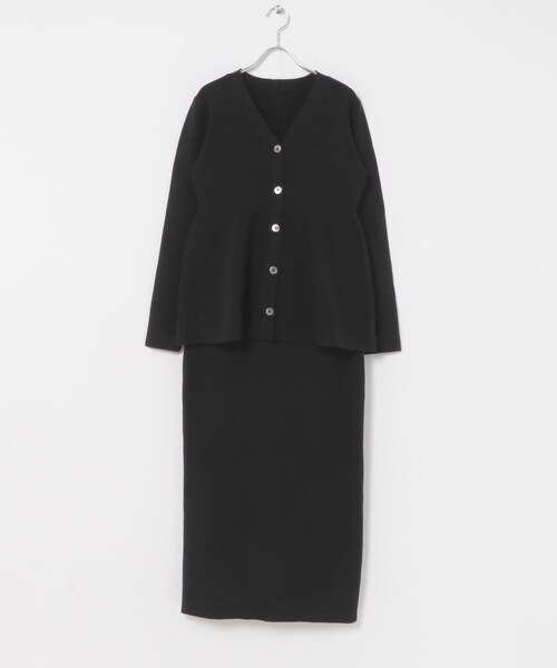 URBAN RESEARCH ROSSO（アーバンリサーチロッソ）の「カシミヤシルク混ペプラムニットアップ（ニット/セーター・レディース・BLACK/L.BEIGE・Free）」の4枚目の写真