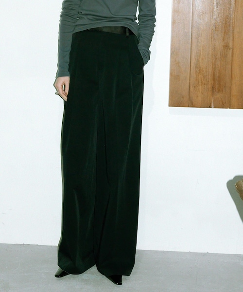 ADAM ET ROPE'（アダムエロペ）の「【EMOELLE】バイカラードレスパンツ（その他パンツ・レディース・ブラック/キナリ/ブルー系/オフホワイト/ブラウン/キャメル系/ベージュ系/グリーン系/ブラック系/カーキ系/ピンク系・34/36/38）」の6枚目の写真