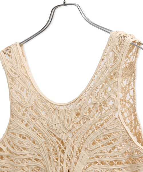 ADAM ET ROPE'（アダムエロペ）の「コードレースタンクジレ（ベスト・レディース・ブラック/キナリ・F）」の21枚目の写真