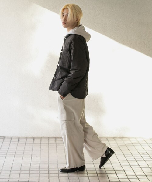 SENSE OF PLACE by URBAN RESEARCH(センスオブプレイスバイアーバンリサーチ)の「パデッドルーズシャツ(シャツ/ブラウス・メンズ・BLACK/L.BROWN/BEIGE/L.BLUE・M/L)」の11枚目の写真