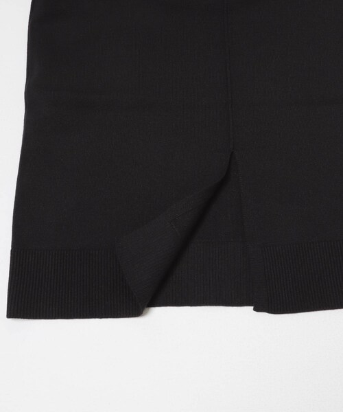 URBAN RESEARCH DOORS（アーバンリサーチドアーズ）の「バイカラーKNITワンピース（ワンピース・レディース・CHARCOAL/BLACK・Free）」の15枚目の写真