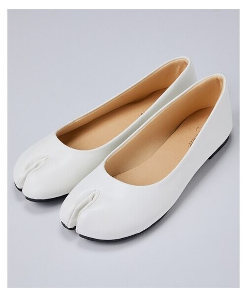 nissen（ニッセン）の「やわらか足袋風デザインフラットパンプス（低反発中敷）（ワイズ３Ｅ）（パンプス・メンズ・黒/チャコール/アイボリー/クラック風シルバー/オーク・22.5cm/23.0cm/23.5cm/24.0cm/24.5cm/25.0cm）」の9枚目の写真