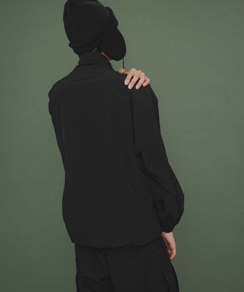 SENSE OF PLACE by URBAN RESEARCH(センスオブプレイスバイアーバンリサーチ)の「『ユニセックス』Uiscel 4WAYストレッチアノラック(その他トップス・レディース・BLACK/OLIVE・M/L)」の14枚目の写真