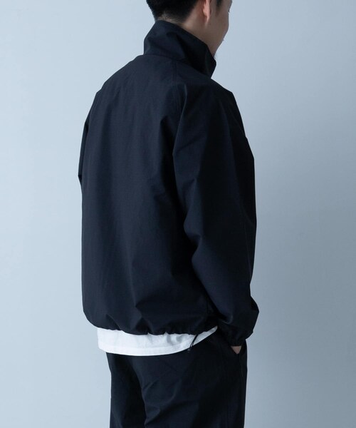 URBAN RESEARCH（アーバンリサーチ）の「ES.1　Nylon Jacket（テーラードジャケット・メンズ・black/navy・M/L/XL）」の4枚目の写真