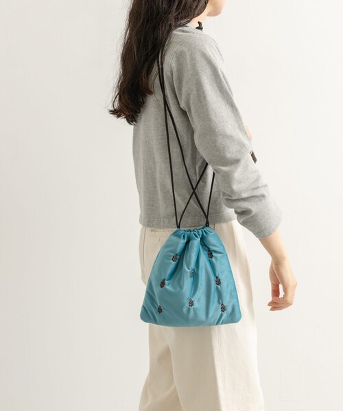 URBAN RESEARCH DOORS（アーバンリサーチドアーズ）の「『別注』beej×DOORS　刺繍巾着バッグ（ショルダーバッグ・レディース・BLUE/BROWN・one）」の15枚目の写真