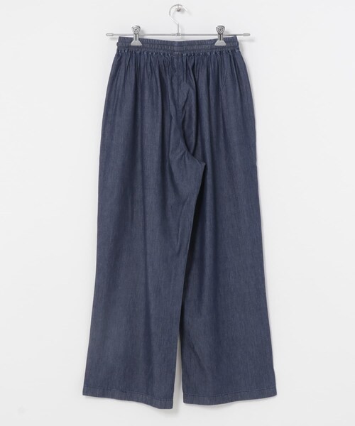 ITEMS URBANRESEARCH（アイテムズ アーバンリサーチ）の「レーヨンデニムワイドパンツ（デニムパンツ・レディース・BLU/ONE WASH/BLK・Free）」の15枚目の写真