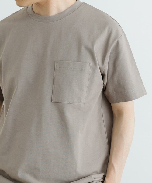 ITEMS URBANRESEARCH（アイテムズ アーバンリサーチ）の「『吸水速乾/イージーケア/UVカット』高機能TC天竺 ポケットTシャツ（Tシャツ/カットソー・メンズ・BLU/WHT/GREIGE/CHA・M/L）」の17枚目の写真