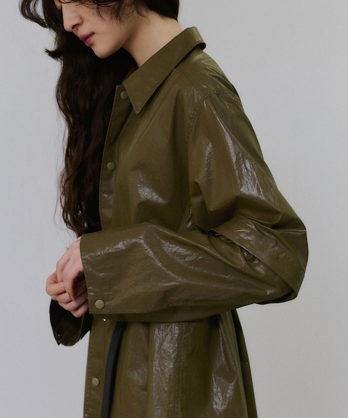 ADAM ET ROPE'（アダムエロペ）の「2WAYスリーブコーティングシャツブルゾン（ブルゾン・レディース・ブラック/カーキ・F）」の10枚目の写真