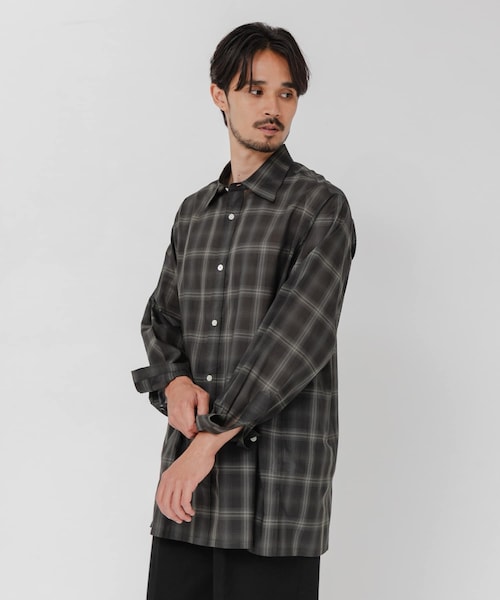 URBAN RESEARCH(アーバンリサーチ)の「SHEER CH SQUARE CUT SHIRTS(シャツ/ブラウス・メンズ・IVORY/BLACK/GREEN・M/L)」の2枚目の写真