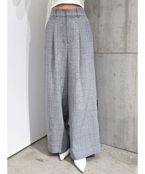 GYDA（ジェイダ）の「ハイウエストタックワイドスラックスパンツ（その他パンツ・レディース・オフホワイト/ブラック/ミックス・F）」の15枚目の写真