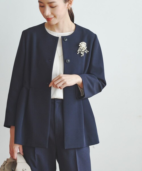 URBAN RESEARCH（アーバンリサーチ）の「ノーカラーペプラムジャケット（ノーカラージャケット・レディース・NAVY/BLACK・Free）」の16枚目の写真