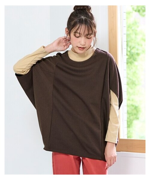 nissen（ニッセン）の「大きいサイズ　体型カバー２点セット（ドルマンスリーブジャガードカットソープルオーバー＋モックネックＴシャツ）（Tシャツ/カットソー・レディース・ネイビー+杢チャコールグレー/チョコブラウン+ベージュ/ピスタチオ+オフホワイト/スモーキーパープル+オフホワイト・L/LL/3L/4L/5L/6L/8L/10L）」の10枚目の写真
