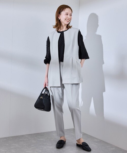 ROPE' PICNIC(ロペピクニック)の「【UV対応】【リネンライク・シリーズ】ペプラムジレベスト/通勤・セットアップ対応(ベスト・レディース・グレー/グレー系/ダークブラウン/ネイビー・38)」の18枚目の写真