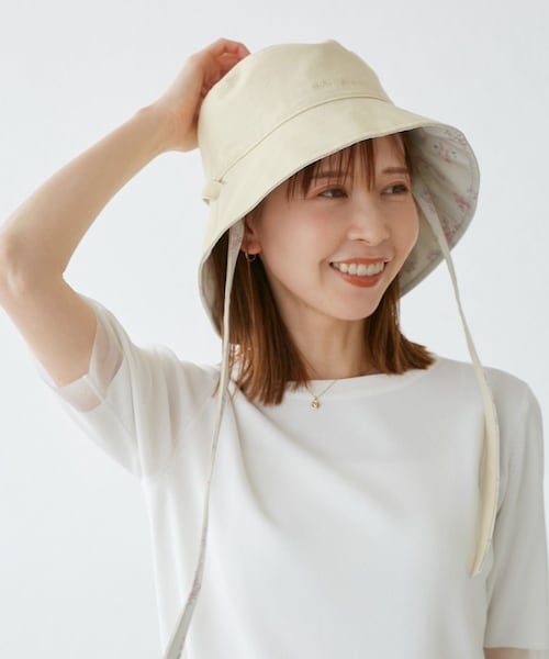 ROPE' PICNIC（ロペピクニック）の「【UVカット・前後2WAY】マルチウェイフラワーリバーシブルハット（ハット・レディース・ブラック/キナリ・F）」の8枚目の写真