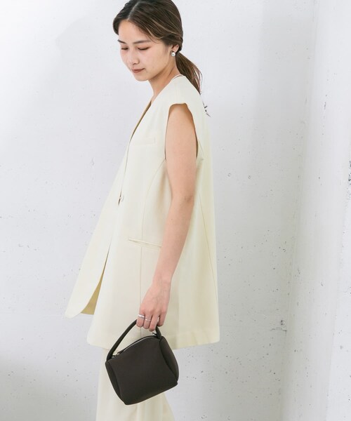 KBF（ケイビーエフ）の「ラウンドノーカラージレ（テーラードジャケット・レディース・YELLOW/IVORY/GREIGE・one）」の14枚目の写真