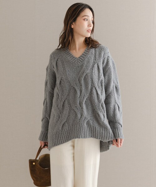 URBAN RESEARCH ROSSO（アーバンリサーチロッソ）の「ウールカシミヤケーブル編オーバーニット（ニット/セーター・レディース・OFF/PURPLE/FOGGRAY・Free）」の13枚目の写真