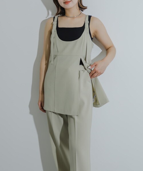 SENSE OF PLACE by URBAN RESEARCH（センスオブプレイスバイアーバンリサーチ）の「スリットキャミソールトップ（その他トップス・レディース・GRAY/BLACK/BEIGE・one）」の3枚目の写真