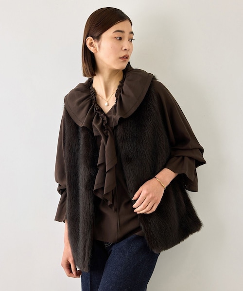 ROPE'(ロペ)の「【J'aDoRe・一部店舗限定サイズ】取り外し可能 2WAYラッフルフリルブラウス/イージーケア(シャツ/ブラウス・レディース・ホワイト/ダークブラウン/ベージュ・36/38)」の7枚目の写真