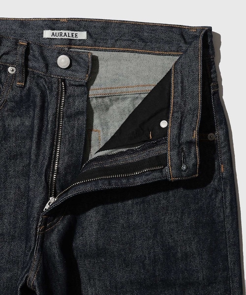 ADAM ET ROPE'(アダムエロペ)の「【AURALEE/オーラリー】HARD TWIST DENIM WIDE PANTS(デニムパンツ・メンズ・ネイビー・28/30/32/34)」の12枚目の写真