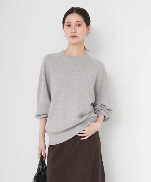 URBAN RESEARCH(アーバンリサーチ)の「コットンカシミヤスウェットニット(ニット/セーター・レディース・OFF WHITE/GRAY/DRK NAVY・Free)」の2枚目の写真