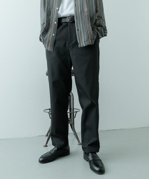 ITEMS URBANRESEARCH（アイテムズ アーバンリサーチ）の「『セットアップ対応』マシンウォッシャブルピケテーパードパンツ（その他パンツ・メンズ・BLK/KHK/NVY・M/L）」の10枚目の写真