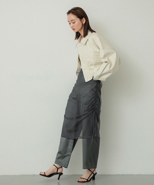 SENSE OF PLACE by URBAN RESEARCH(センスオブプレイスバイアーバンリサーチ)の「クロップドレザーライクブルゾン(ブルゾン・レディース・IVORY/BLACK/NAVY・one)」の12枚目の写真