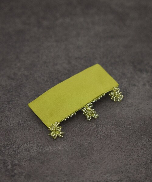 ADAM ET ROPE'(アダムエロペ)の「【SERA STUDIO(セーラスタジオ)】FABRIC HAIR CLIP / ヘアクリップ(バレッタ/ヘアクリップ・レディース・ブラウン/イエロー系・F)」の17枚目の写真