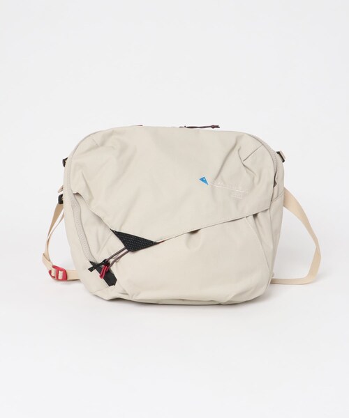 EKAL(エカル)の「KLATTERMUSEN Gaut Messenger Bag(メッセンジャーバッグ・メンズ・F Green/S Creme/Raven・one)」の1枚目の写真