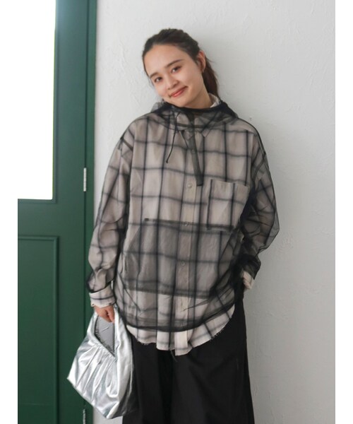 Ungrid（アングリッド）の「フードデザインチュールトップス（その他トップス・レディース・オフホワイト/ブラック/オレンジ・F）」の6枚目の写真