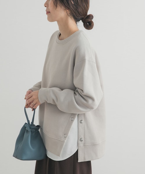 URBAN RESEARCH DOORS(アーバンリサーチドアーズ)の「『一部WEB限定カラー』『UR TECH』裏起毛サイド釦スウェット(スウェット・レディース・GREIGE/GOLD/NAVY/杢GRAY・M)」の5枚目の写真