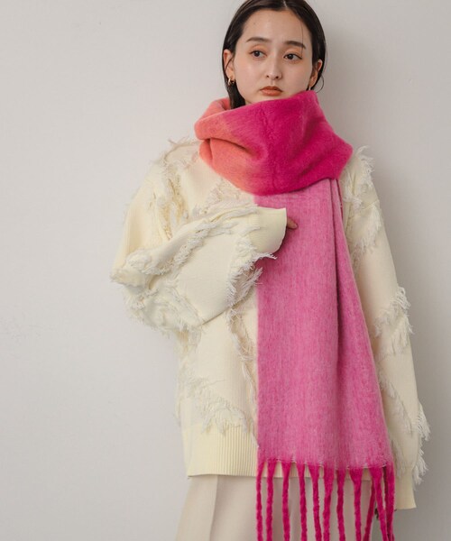 SENSE OF PLACE by URBAN RESEARCH（センスオブプレイスバイアーバンリサーチ）の「『一部WEB限定カラー』パネルボーダーストール（マフラー・レディース・RED/GREEN/YELLOW/ORANGE・one）」の2枚目の写真